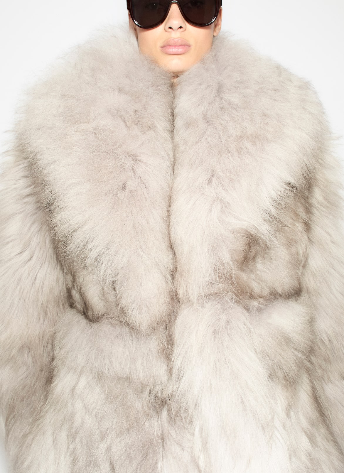 LONG SHEARLING COAT ALAÏA  LONG SHEARLING COAT